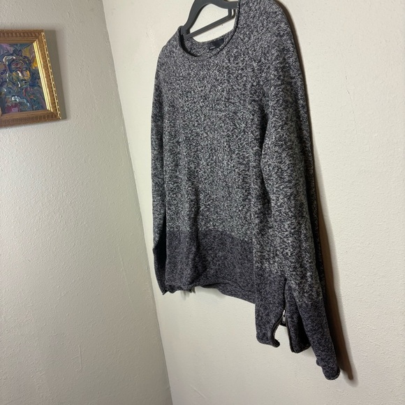 Prana Gray and Blue Knit Sweater Size Large - Picture 2 of 6